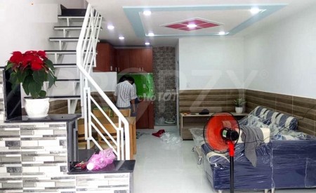 Nhà nguyên căn cần cho thuê hxh 5m, dt nhà 4m x 8.5m, Giá cho thuê 7,5 triệu/tháng. Nhà Đẹp, Giá Rẻ Mọi Người Chờ Gì Nửa