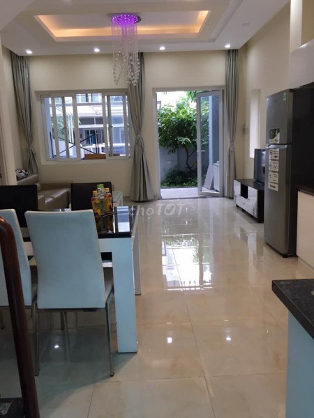 Khu Mega Village có nhà nguyên căn cần cho thuê dtsd 75m2, giá 12 triệu/tháng