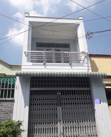 Nhà nguyên căn 1 trệt 1 lầu diện tích 72m2 có 2 phòng ngủ cho thuê tại Thoại Ngọc Hầu Tân Phú