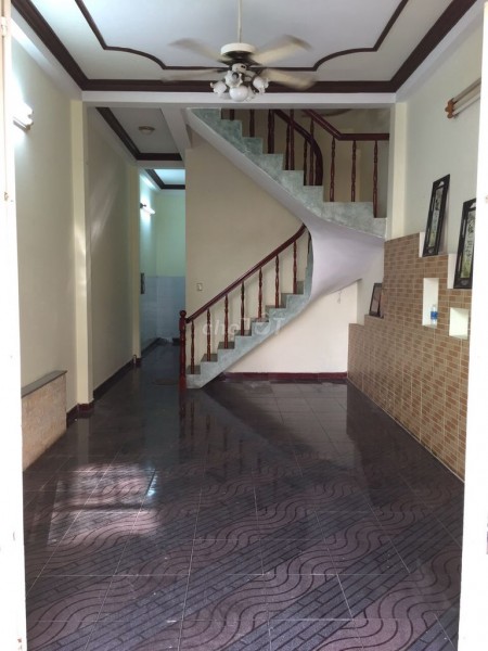 Nhà cho thuê khu Bắc Hải ngay đường Cửu Long Phướng 15 Quận 10. Dtsd 180m2