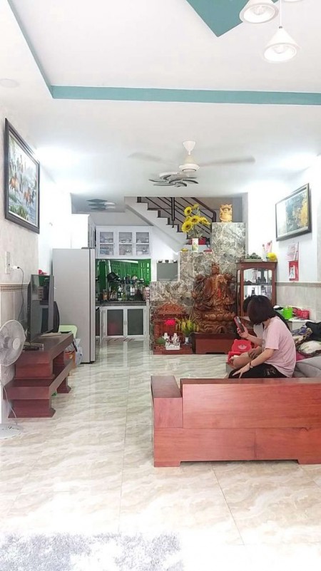 Nhà hẻm 413 Lê Văn Quới, Bình Tân cần cho thuê giá 6.5 triệu/tháng, dtsd 48m2 (4mx12m)