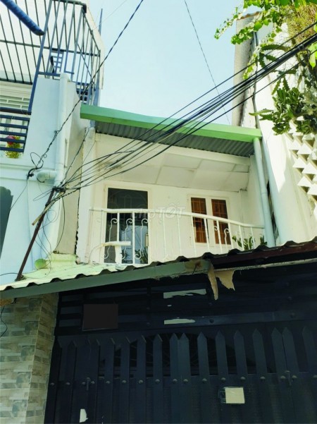 Cho thuê nhà nguyên căn tại Nguyễn Văn Đậu Phường 11 Quận Bình Thạnh. 9 triệu/tháng