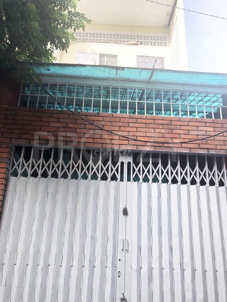 Mặt tiền Phan Ngữ Quận 1 có nhà nguyên căn cần cho thuê lại. Diện tích 68m2, giá cho thuê 18 triệu/tháng