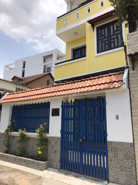 Nhà Biệt Thự Tại Thảo Điền Quận 2. Giá Thuê 29 triệu/tháng Diện tích 100m2. Đầy Đủ Nội Thất