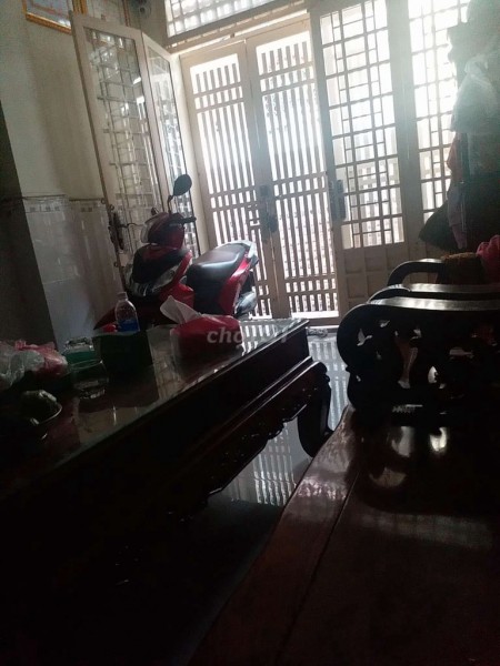 Chủ cần cho thuê nguyên căn rộng 132m2, 4 PN, giá 9 triệu/tháng, hẻm 150 Phạm Ngũ Lão