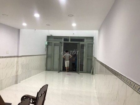 Cần cho thuê nhà hẻm 1 xẹc Trịnh Đình Thảo, Quận 11, giá 10 triệu/tháng, dtsd 42m2