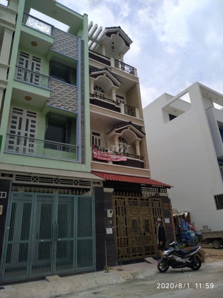 Cho thuê nhà 4 tấm 5pn 5wc trên đường Nguyễn Minh Hoàng Phường 12 Quận Tân Bình