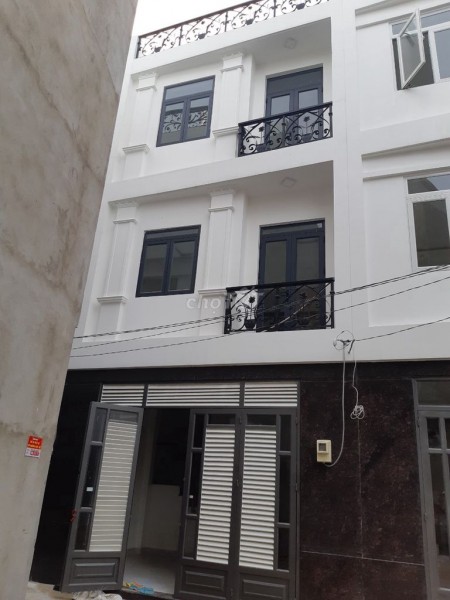 Cho thuê nhà nguyên căn 1 trệt 2 lầu có sân thượng mới hoàn thiện xong nên mới toanh