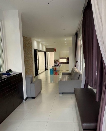 Cho thuê nguyên căn rộng 192m2, 4 PN, đường Liên Phường, Quận 9, giá 20 triệu/tháng