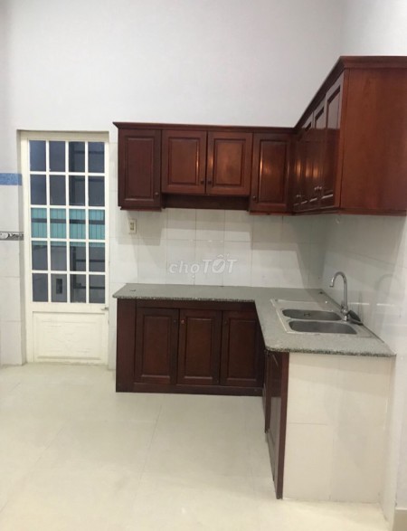 Cần cho thuê nhà rộng 58m2, 1 trệt, 1 lầu, giá 4.5 triệu/tháng. Đường số 1, Quận 9