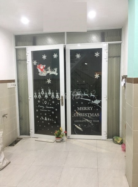 Nhà nguyên căn rộng 39m2 (3mx13m), giá 9 triệu/tháng. Hẻm Phạm Hùng, Quận 8