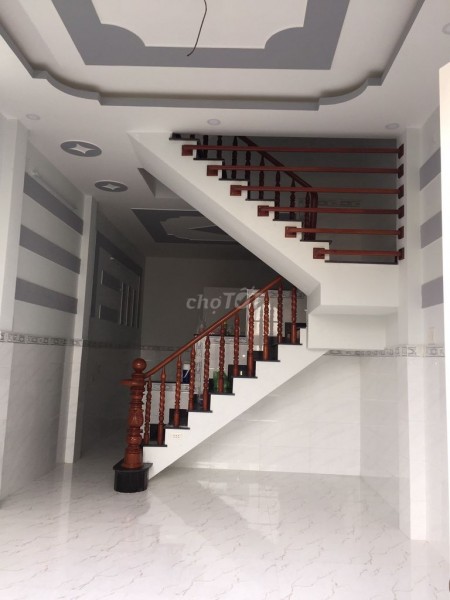 Chủ có nhà rộng 40m2 (4mx10m) cần cho thuê giá 9 triệu/tháng. ĐC hẻm 568 Phú Định, Quận 8