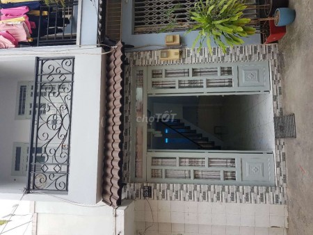 Cho thuê nhà nguyên căn mới sửa chữa xong có thể giao nhà ngay tại đường Đại Nghĩa Quận Tân Bình