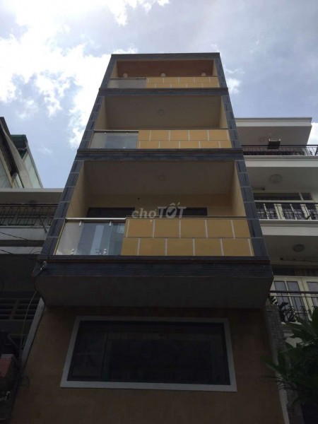 Nhà nguyên căn cho thuê tại Lý Thái Tổ Phường 9 Quận 3. Dtsd 156m2 cho thuê 18 triệu