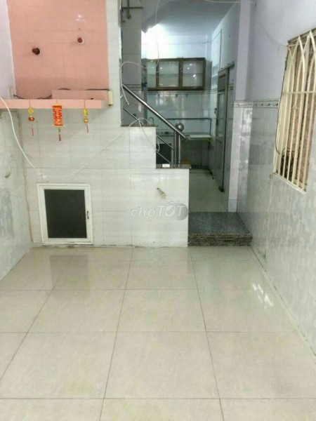 Nhà hẻm Nguyễn Văn Luông, Quận 6 cần cho thuê giá 5 triệu/tháng, dtsd 23m2, 2 tầng