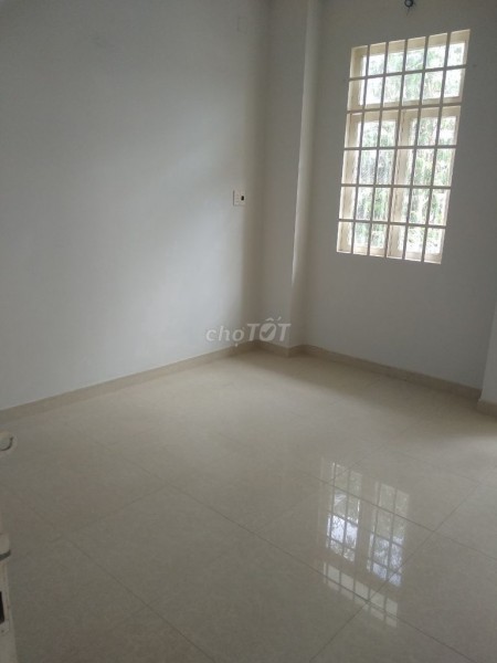 Nhà nguyên căn mới, sạch sẽ, rộng rãi thoáng mát tại đường Trần Văn Kiểu Phường 10 Quận 6