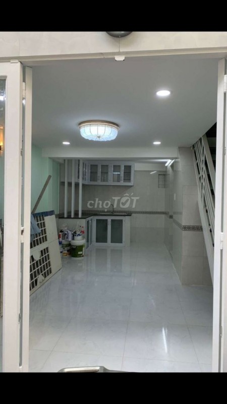 Trống nhà hẻm 1 xẹc 249 Phan Văn Trị cần cho thuê giá 8.5 triệu/tháng, dtsd 24m2, 2 tầng