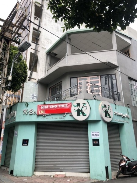 Cho thuê nhà ngay góc 2 mặt tiền đường Nguyễn Thị Minh Khai Quận 3. Thuận tiền kinh doanh