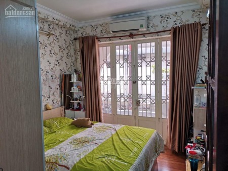 Nhà nguyên căn cho thuê nguyên căn giá siêu mềm mùa dịch tại đường Đặng Tất phường Tân Định quận 1