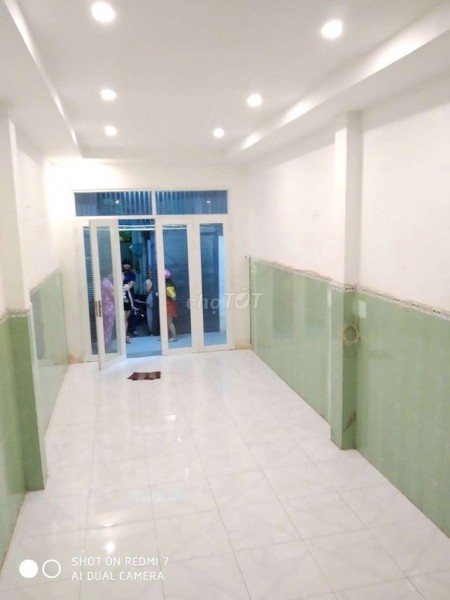 Nguyên căn hẻm Tỉnh Lộ 10, Bình Tân cần cho thuê giá 5 triệu/tháng, dtsd 100m2, 2 tầng