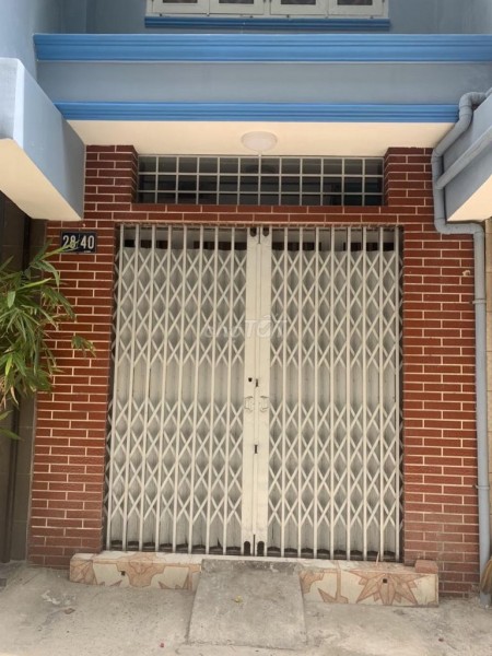 Cho thuê nhà Quận 5 diện tích 70m2 trong một con hẻm trên đường Trần Bình Trọng giá cho thuê 11 triệu