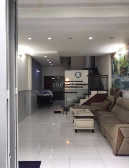 Nhà nguyên căn liền kề Quận 12, dtsd 88m2, 2 tầng, giá 6 triệu/tháng, lhcc 0338818947