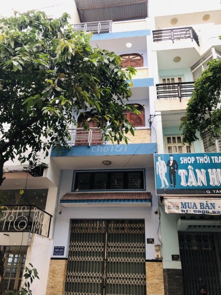 Nhà nguyên căn cho thuê tại Tân Phú. 50m2 có 1 trệt 1 lửng 2 lầu sân thượng nhà đang mới tinh