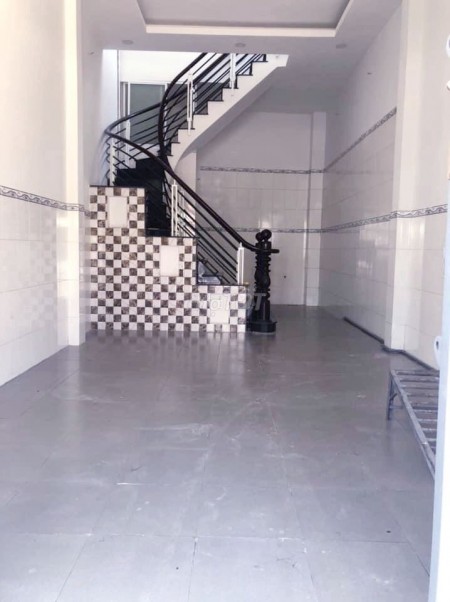 Nguyên căn 1 trệt, 1 lầu hẻm Phạm Thế Hiển, Quận 8 cần cho thuê căn hộ rộng 40m2, 13 triệu/tháng