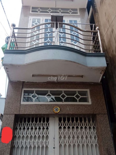 Nhà cho thuê ngay quận 6 mặt tiền đường Tân Hòa Đông Phường 14. Diện tích 2.5x5.5