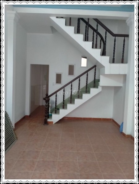 Cho thuê nhà rộng 60m2 (4mx15m), 2 tầng, còn mới, giá 8 triệu/tháng, hẻm Lê Văn Thọ, Gò Vấp