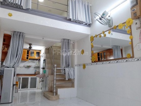 Cho nhà nguyên căn tại đường Huỳnh Mẫn Đạt Phường 2 Quận 5. Nhà 2 phòng ngủ mới, sạch sẽ cho thuê 10 triệu/tháng