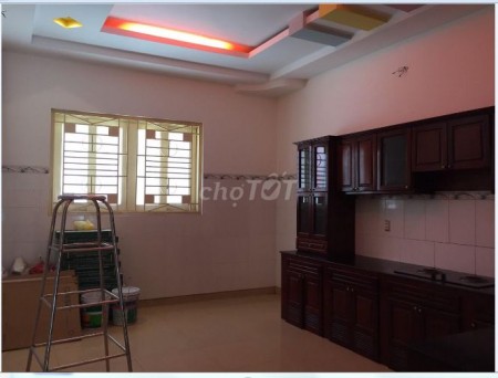 Cho thuê nguyên căn rộng 68m2, 4 tầng, còn mới, hẻm 118/17 Phan Huy Ích, Tân Bình, giá 10 triệu/tháng