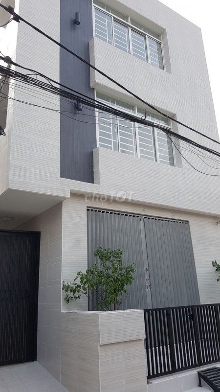 Nhà nguyên căn vừa hoàn thiện mới tinh 100% cho thuê tại Đường Số 9 Hiệp Bình Phước Quận Thủ Đức