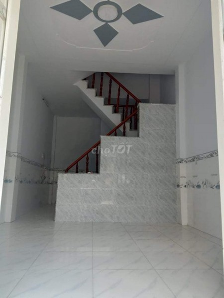 Cho thuê nhà nguyên căn tại Bùi Văn Ngữ, Hiệp Thành, Quận 12. Dt 35m2 2 phòng ngủ