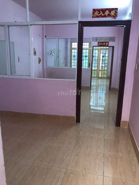 Cần cho thuê nhà nguyên căn rộng 72m2 (4mx18m), hẻm Kinh Dương Vương, Quận 6, giá 8 triệu/tháng