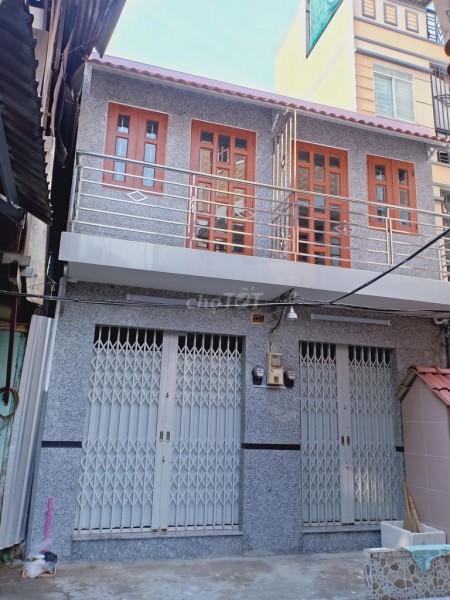 Cho thuê nhà nguyên căn 1 trệt 1 lầu ngay trung tâm quận 1, dtsd 42m2, giá thuê 8 triệu