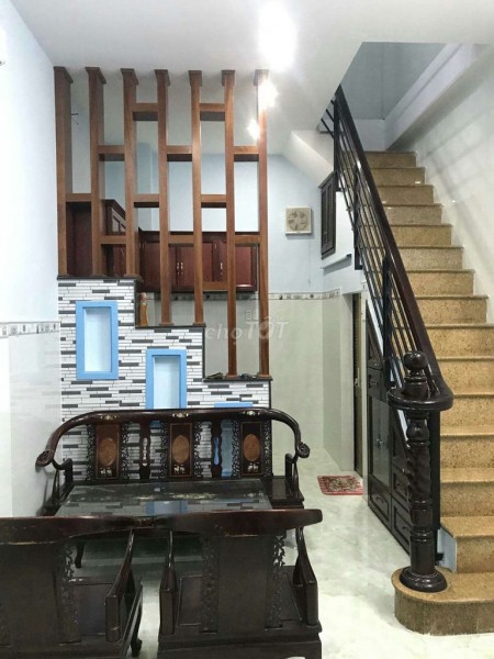 Cho thuê nhà nguyên căn Quận 8 ngay đường Chánh Hưng. Giá cả có thương lượng thêm