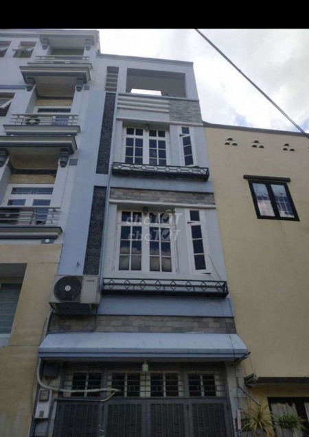 Cho thuê nhà tại Hồ Văn Huê quận Phú Nhuận nhà 1 trệt 2 lầu và sân thượng, 4PN, 4WC