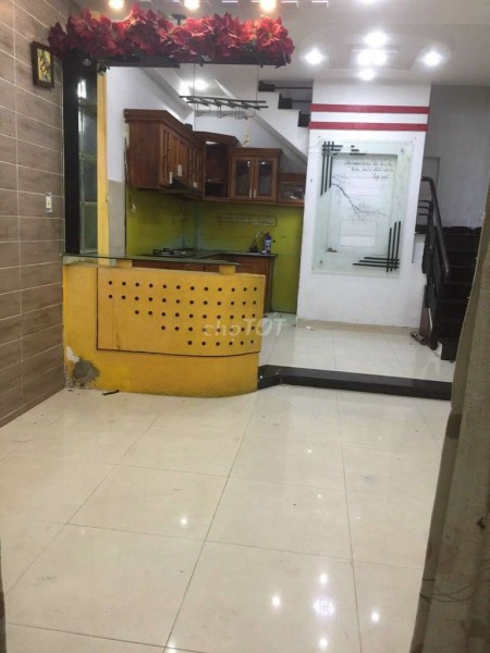 Mình cần cho thuê nguyên căn rộng 32m2, 1 trệt, 1 lầu, giá 6.5 triệu/tháng, hẻm Phạm Ngũ Lão, Gò Vấp