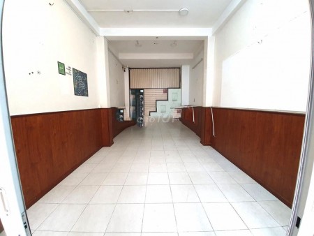 Cho thuê nguyên căn chính chủ rộng 30.4m2, 1 trệt, 1 PN, hẻm Tô Hiến Thành, Quận 10, giá 10 triệu/tháng