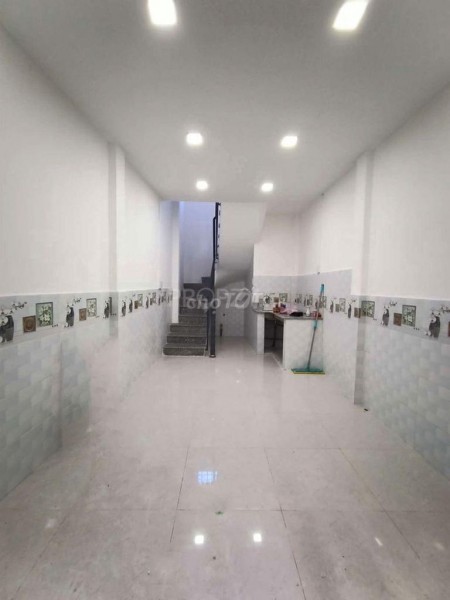 Cho thuê nhà riêng đường Nguyễn Biểu nhà mới 1 trệt 2 lầu cho thuê giá rẻ hổ trợ ảnh hưởng của dịch