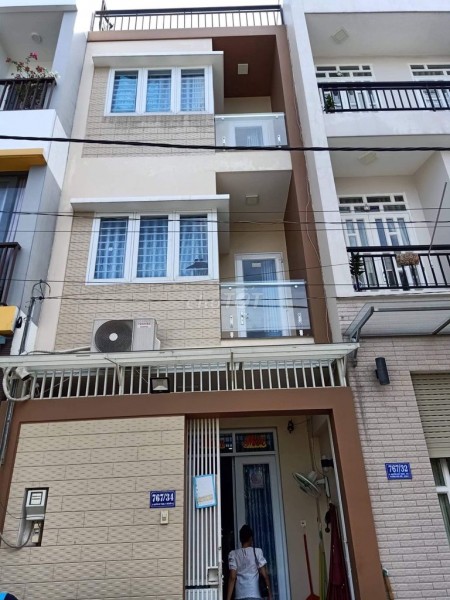 Cho thuê nhà nguyên căn mới, đầy đủ nội thất dọn vào ở ngay 3 tầng tại Nguyễn Duy Trinh P. Phú Hữu Quận 9
