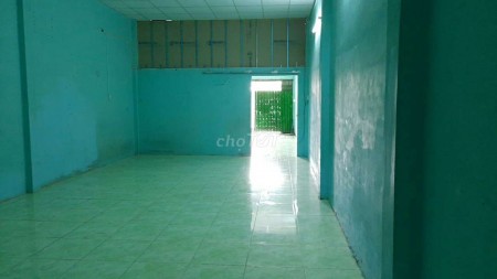 Cho thuê nhà đường Đoàn Nguyễn Tuân, Bình Chánh, giá 8 triệu/tháng, dtsd 125m2, LHCC