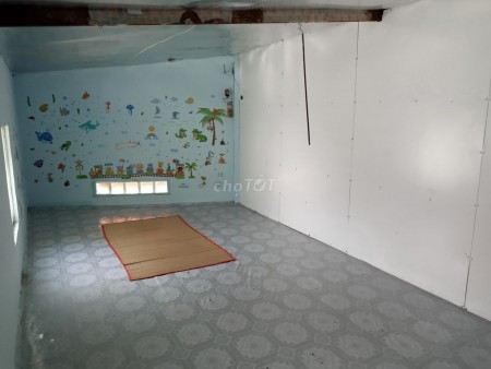 Mình cần cho thuê nhà rộng 60m2, 2 PN, chưa nội thất, hẻm 110/17 Dân Tộc, Tân Phú, giá 6 triệu/tháng