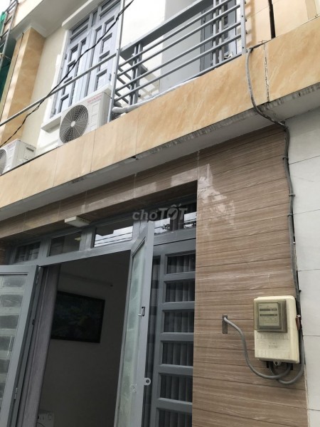 Nhà nguyên căn cho thuê 1 trệt 1 lầu mới tinh, có thể vào ở ngay tại Phạm Hữu Lầu, Nhà Bè
