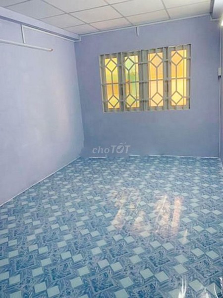 Cho thuê nhà rộng 72m2, 1 trệt, 1 lầu, hẻm Trần Bình Trọng, Quận 5, giá 12 triệu/tháng, LHCC