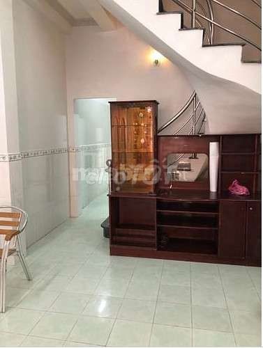 Có nhà hẻm 116 Tân Mỹ, Quận 7 cần cho thuê giá 9.5 triệu/tháng, dtsd 60m2, 2 tầng, 2 PN