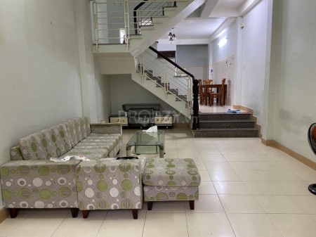 Cho thuê nhà nguyên căn mặt tiền đường Dương Thiệu Tước, Tân Phú