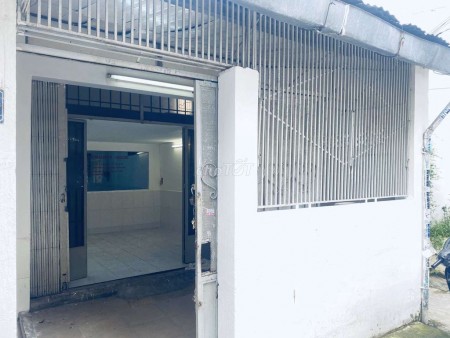 Cho thuê nguyên căn rộng thoáng 40m2, giá 7.5 triệu/tháng. hẻm Bùi Đình Túy, Bình Thạnh