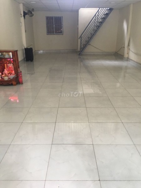 Cần cho thuê nguyên căn rộng 65m2 (5mx13m), hẻm Nguyễn Ảnh Thủ, Hóc Môn, giá 4 triệu/tháng